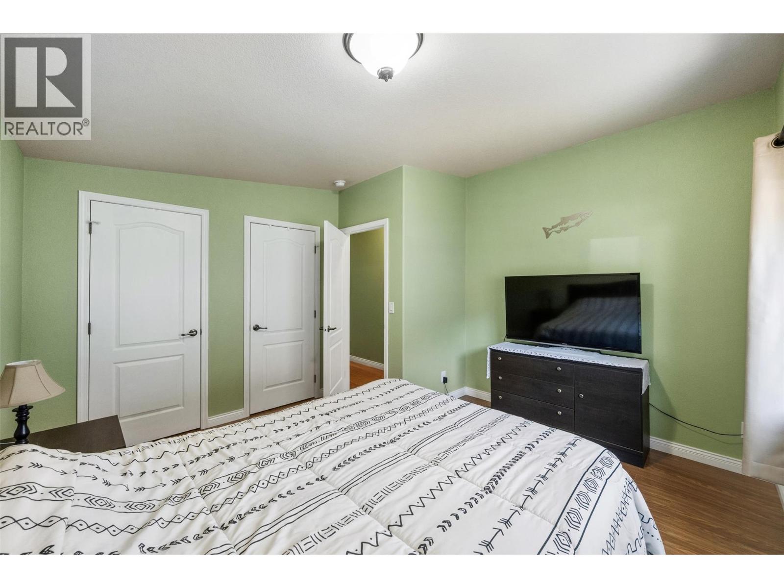 8300 Gallagher Lake Frontage Road Unit# 73, Oliver