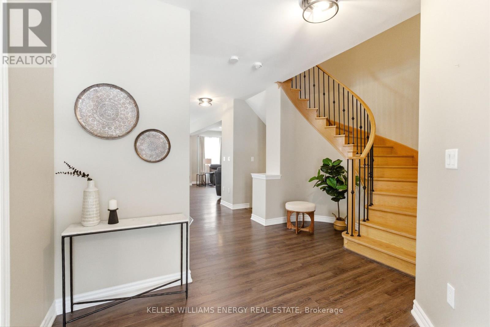 219 CROMBIE STREET - Photo 5 of 49, Clarington (Bowmanville), Ontario