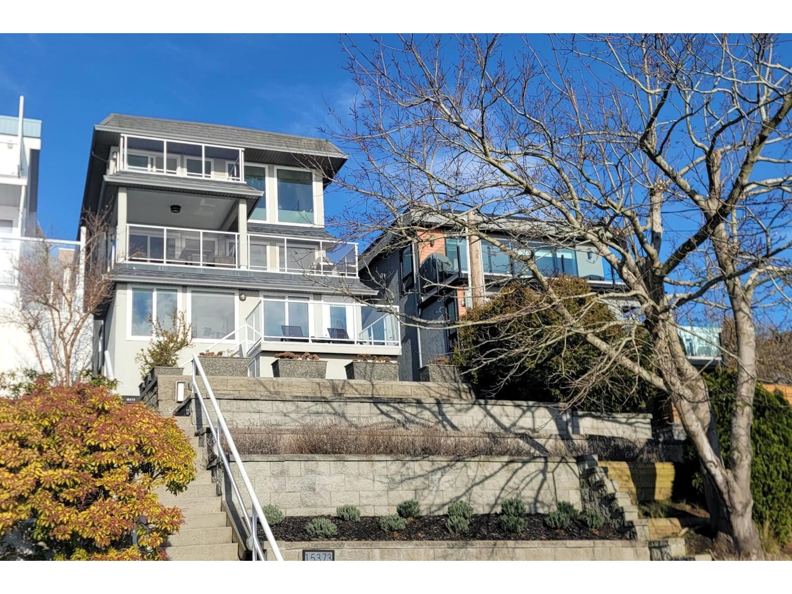 15373 VICTORIA AVENUE, White Rock