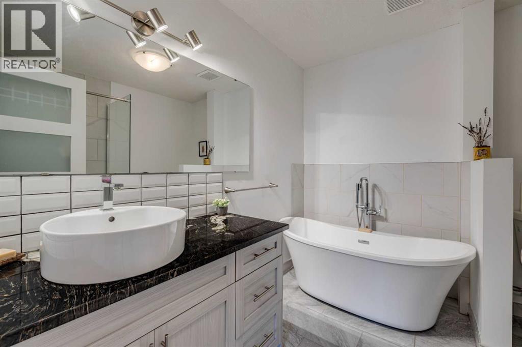 
          74 Redwood Meadows Drive
            <br/>
            <span>Rural Rocky View County</span>
            , 
            <span>AB</span>
             <span>T3Z1A3</span>
         - Photo 30