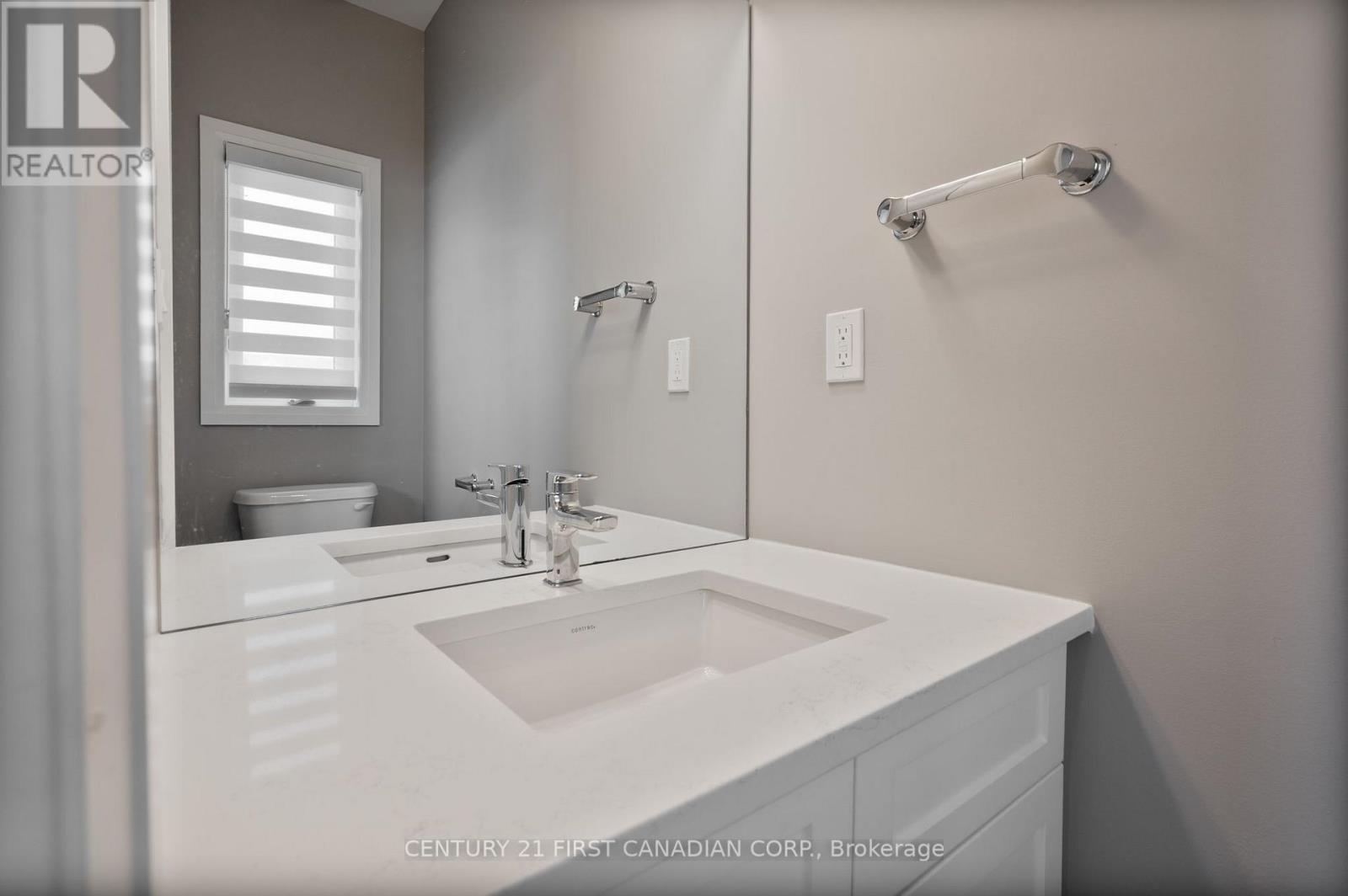 52 - 1 MILLER DRIVE - Photo 4 of 28, Lucan Biddulph (Lucan), Ontario