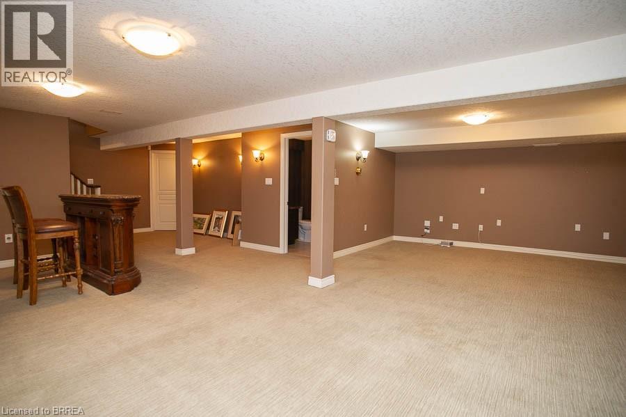 655 PARK Road N Unit# 48, Brantford, Ontario, N3R0A2 — Photo 22