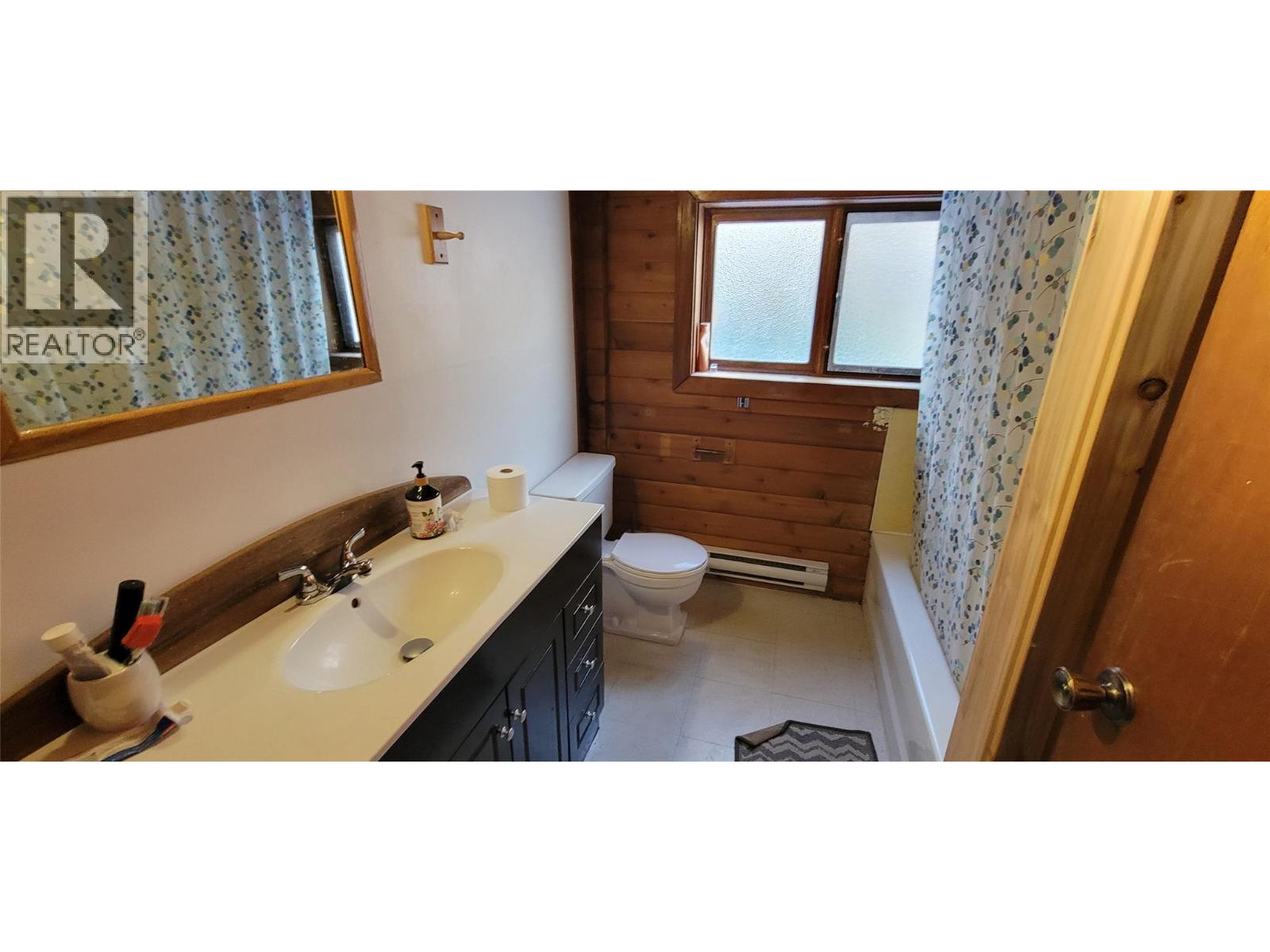 7761 3A Highway, Balfour