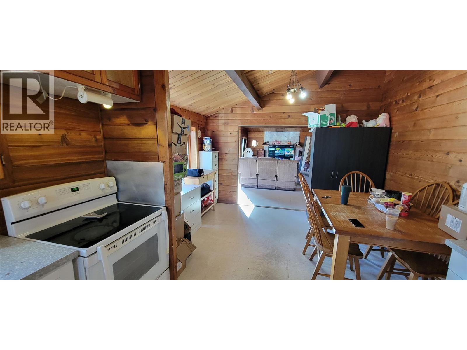 7761 3A Highway, Balfour