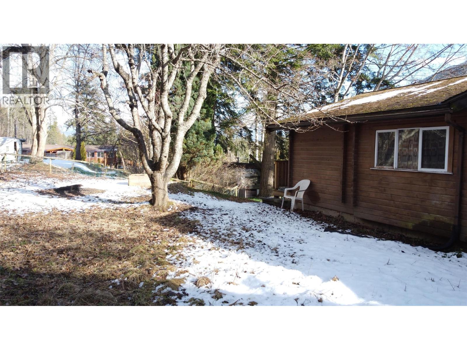 7761 3A Highway, Balfour