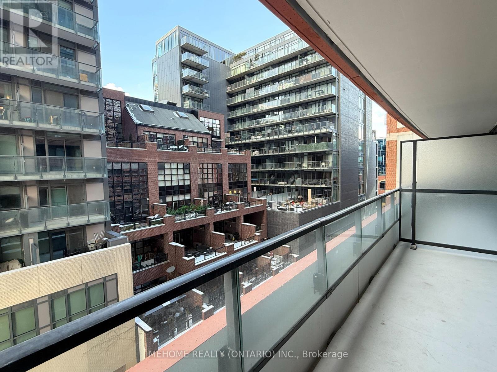 180 Front Street East 619