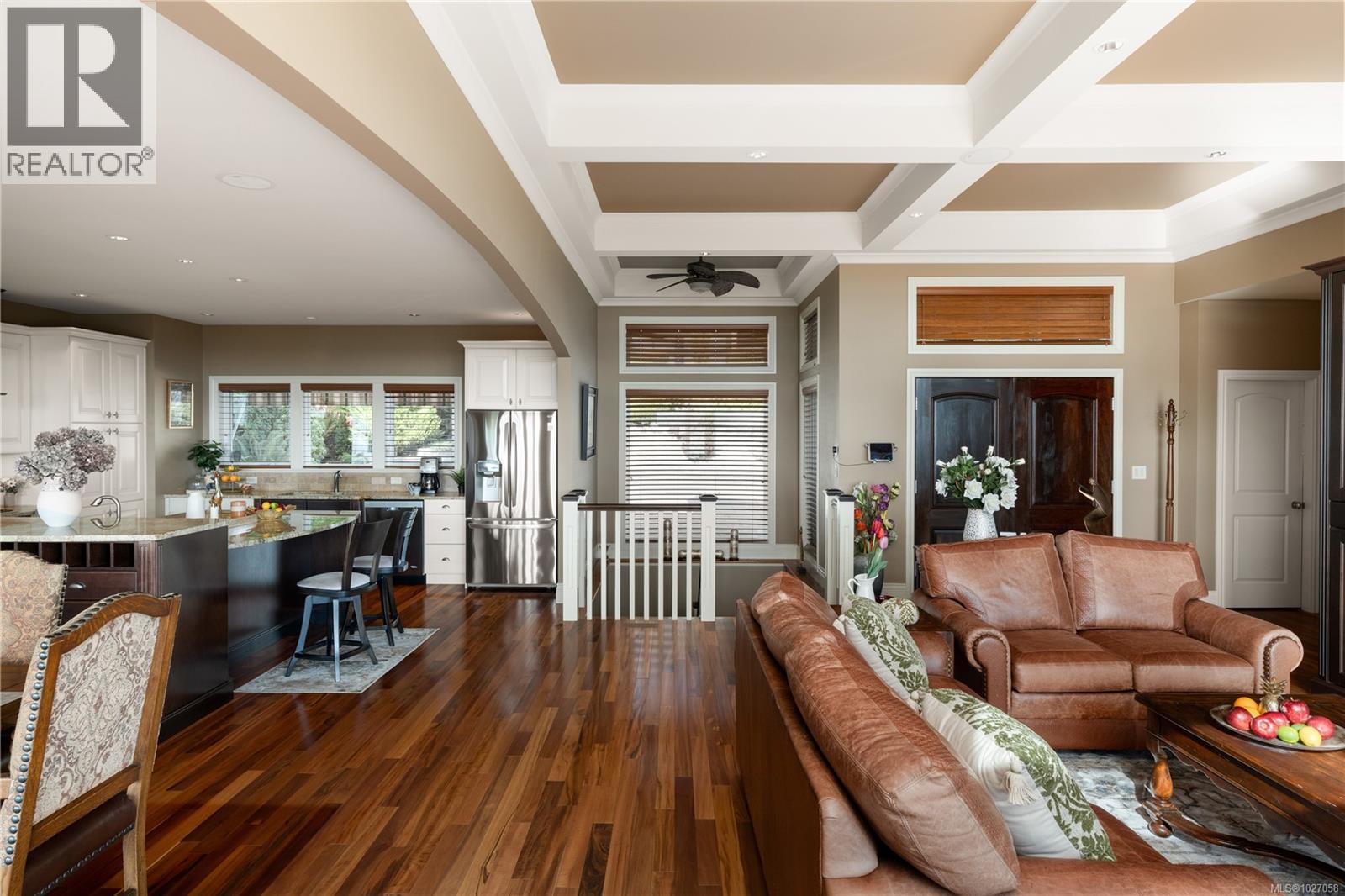  970 Seapearl Place, Saanich