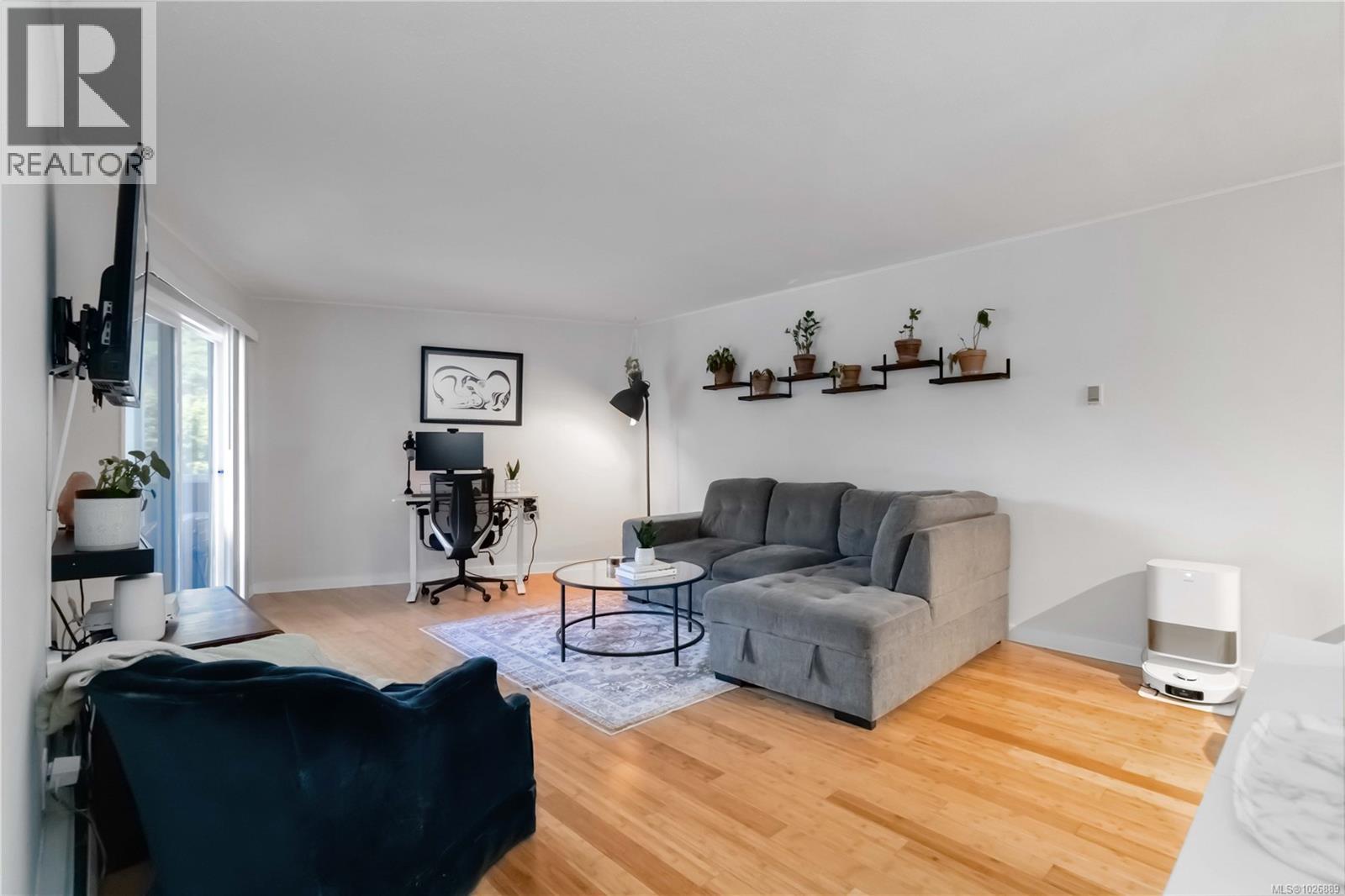 236 2930 Washington Avenue, Victoria