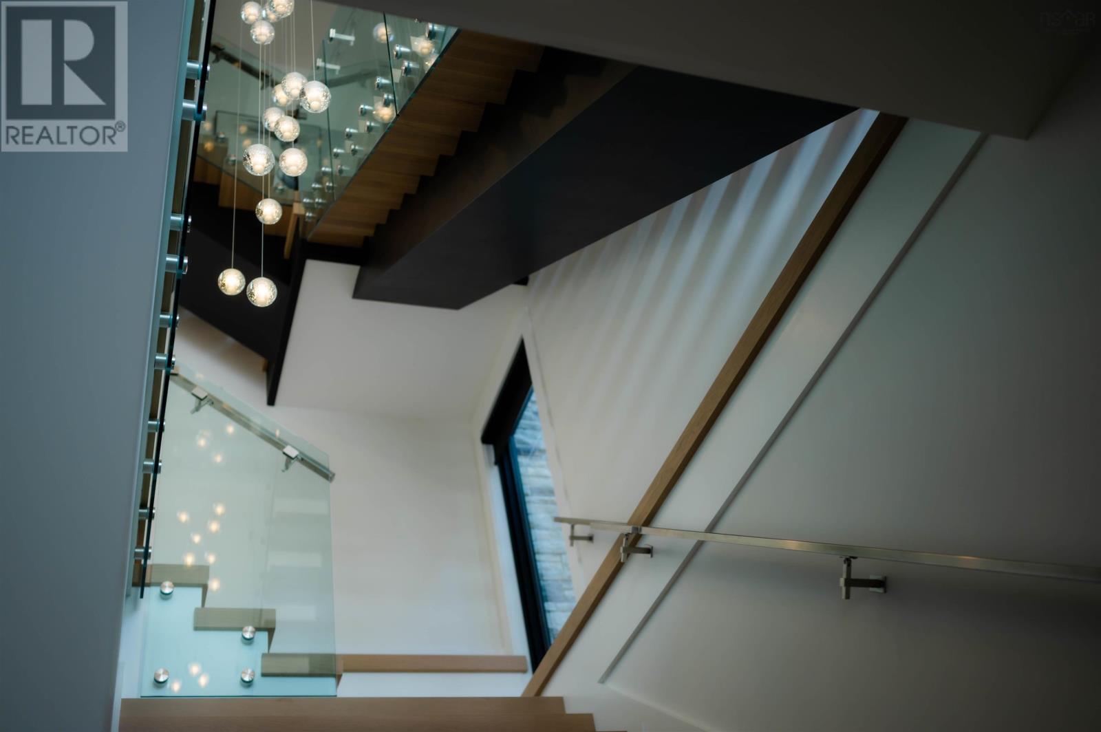 Property 35 of 49 of 1160 Rockcliffe Street