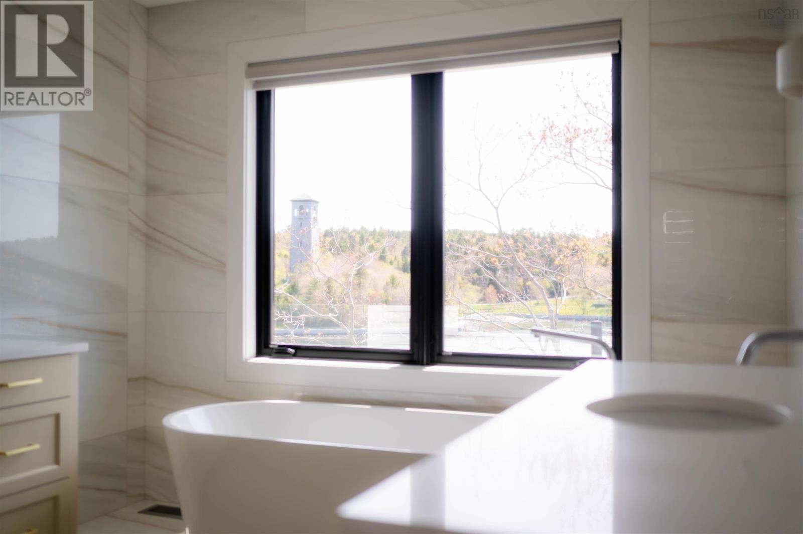 Property 28 of 49 of 1160 Rockcliffe Street