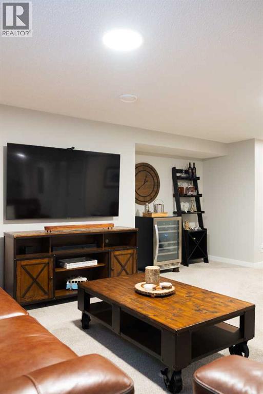 250 Fireside View, Cochrane