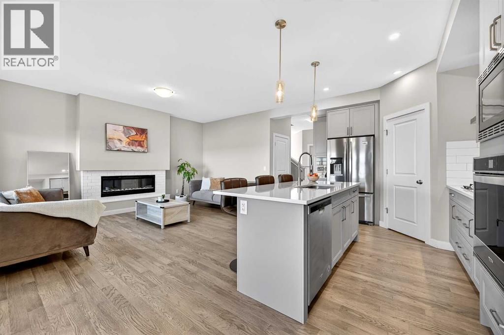 77 Belvedere Drive SE - Photo 5 of 44, Calgary, Alberta