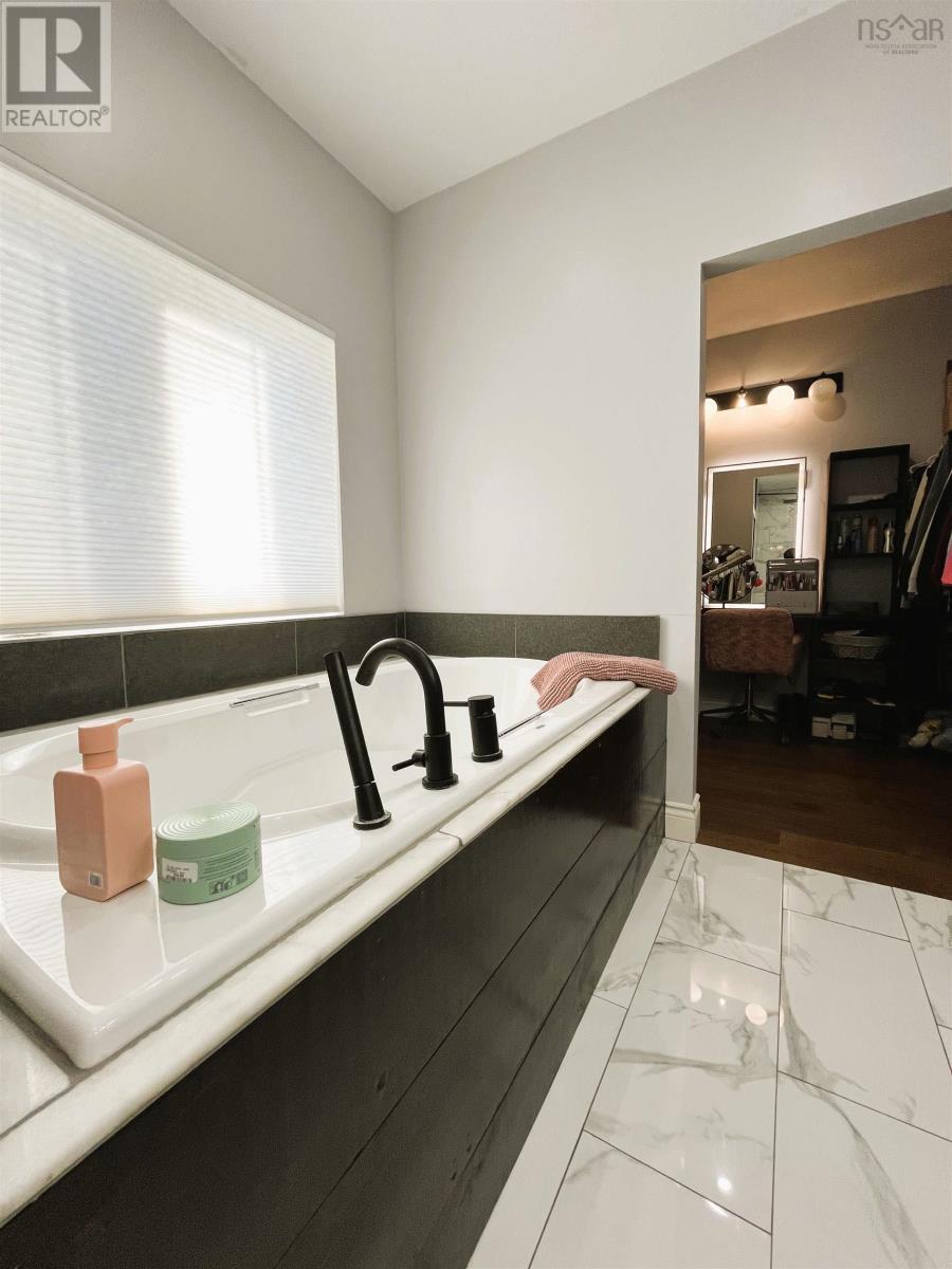 Property 21 of 42 of 27 Molly Lane