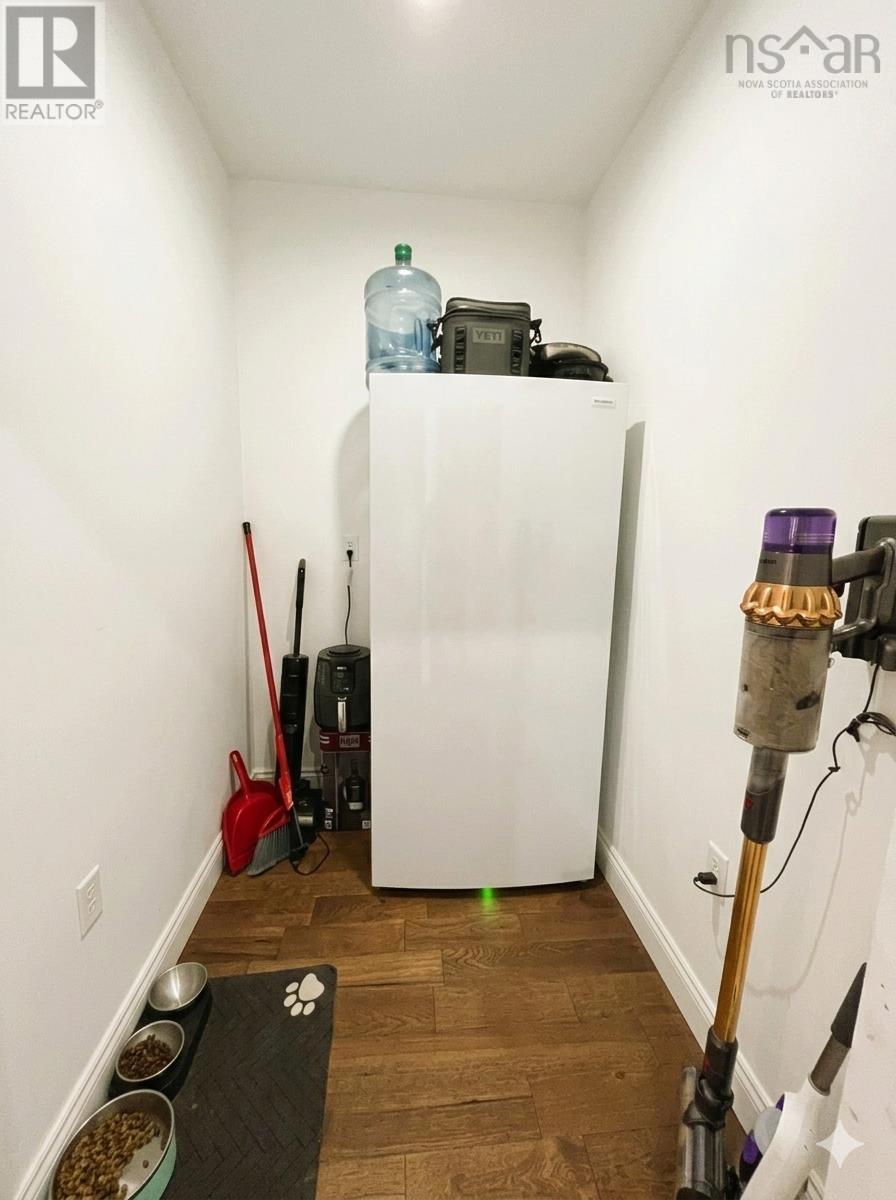 Property 35 of 42 of 27 Molly Lane