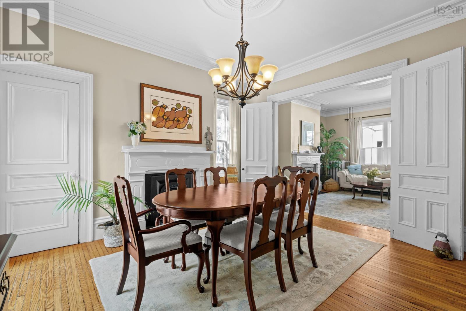 Property 15 of 49 of 5742 Victoria Road