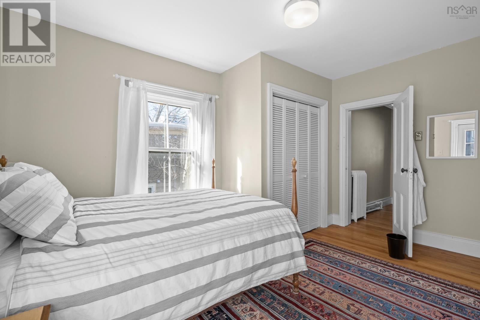 Property 45 of 49 of 5742 Victoria Road