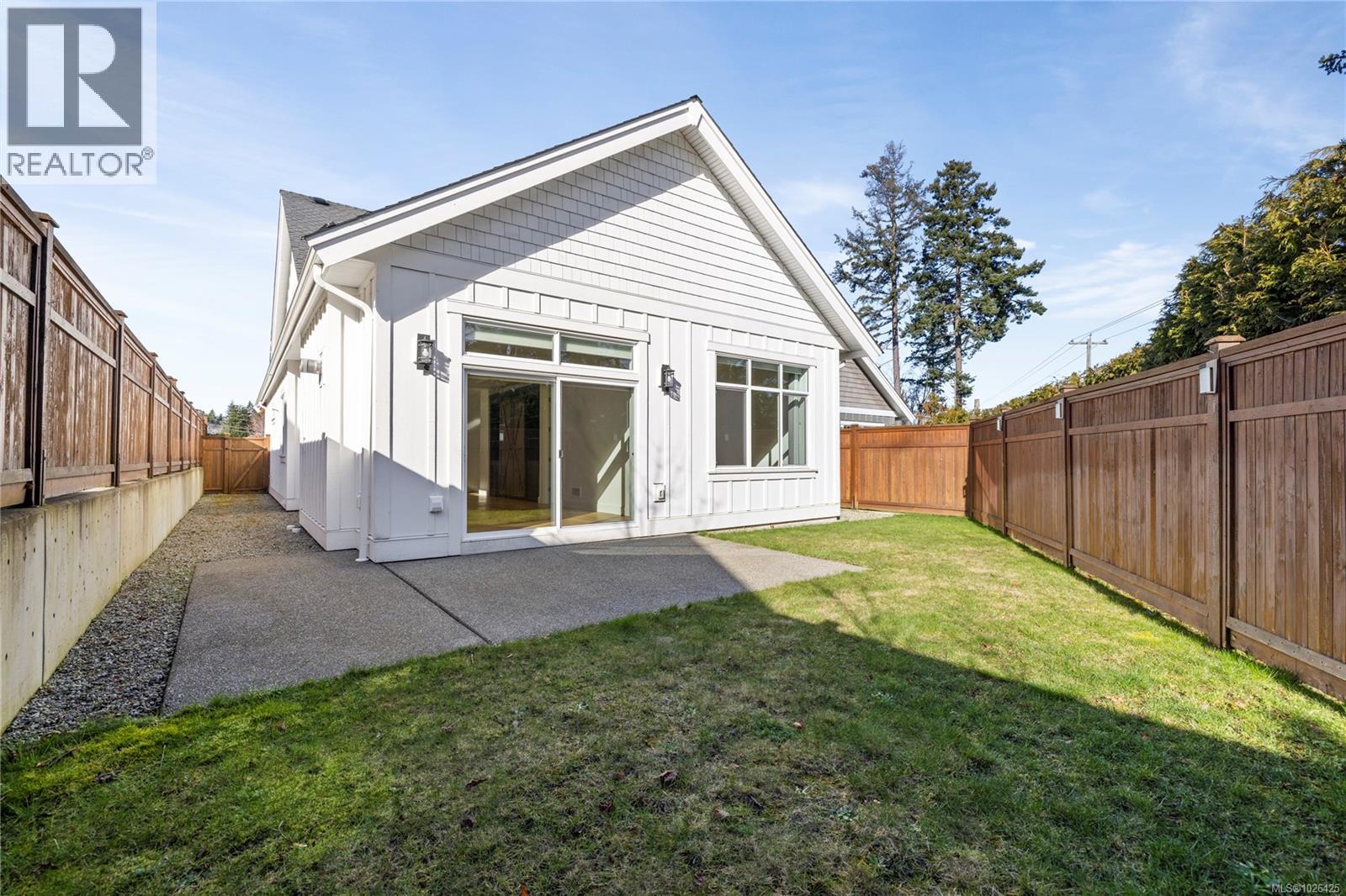 7 846 Ackerman Rd, Parksville