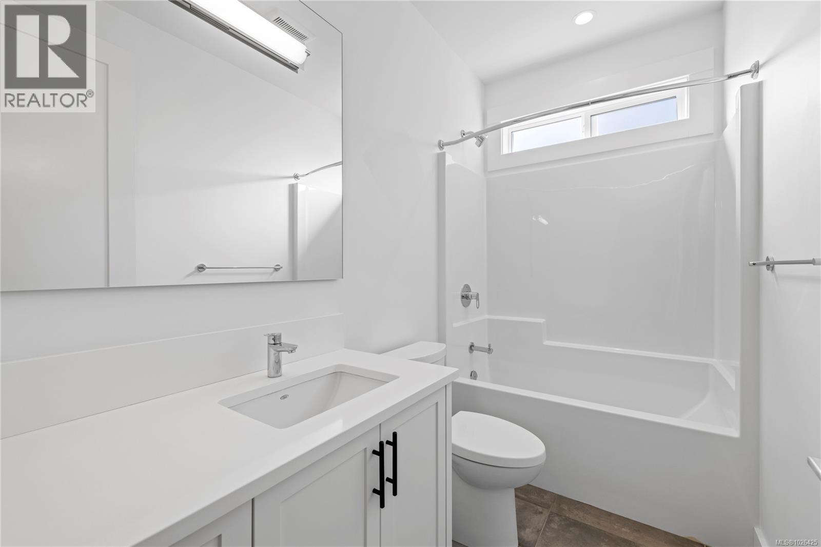 7 846 Ackerman Rd, Parksville