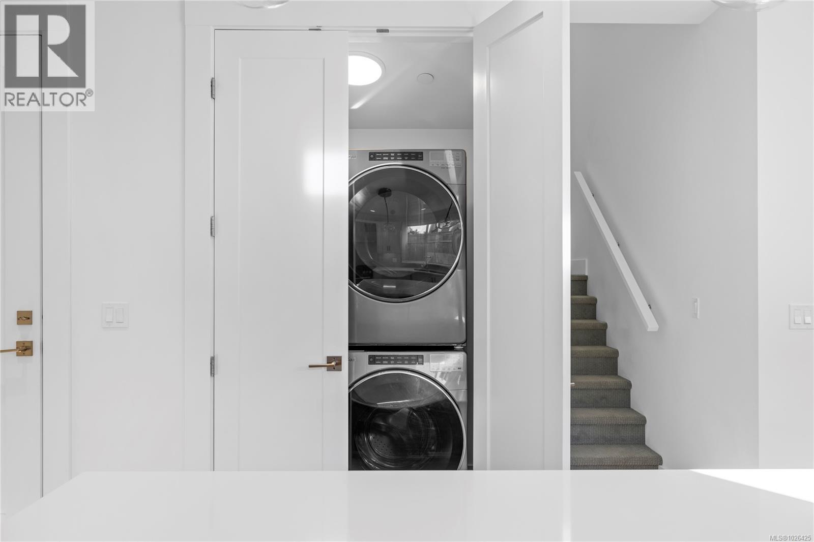 7 846 Ackerman Rd, Parksville