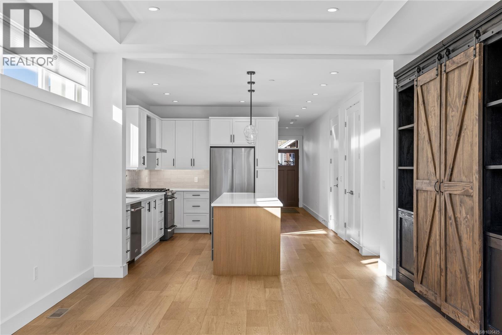 7 846 Ackerman Rd, Parksville