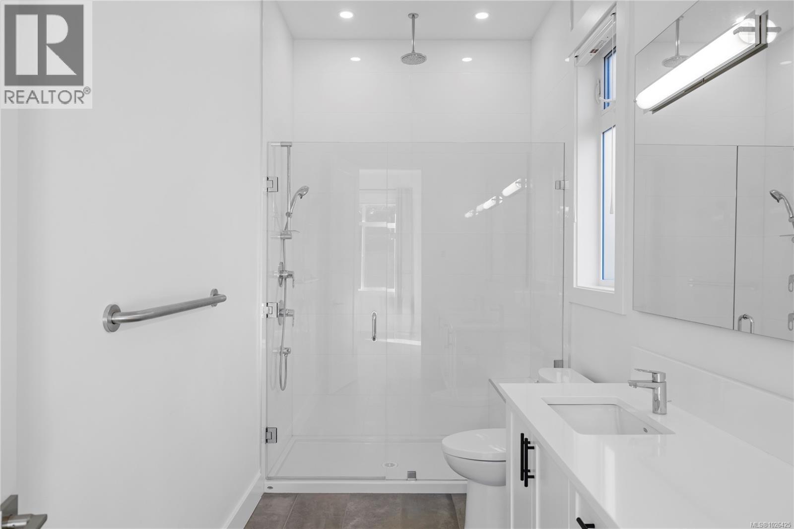 7 846 Ackerman Rd, Parksville