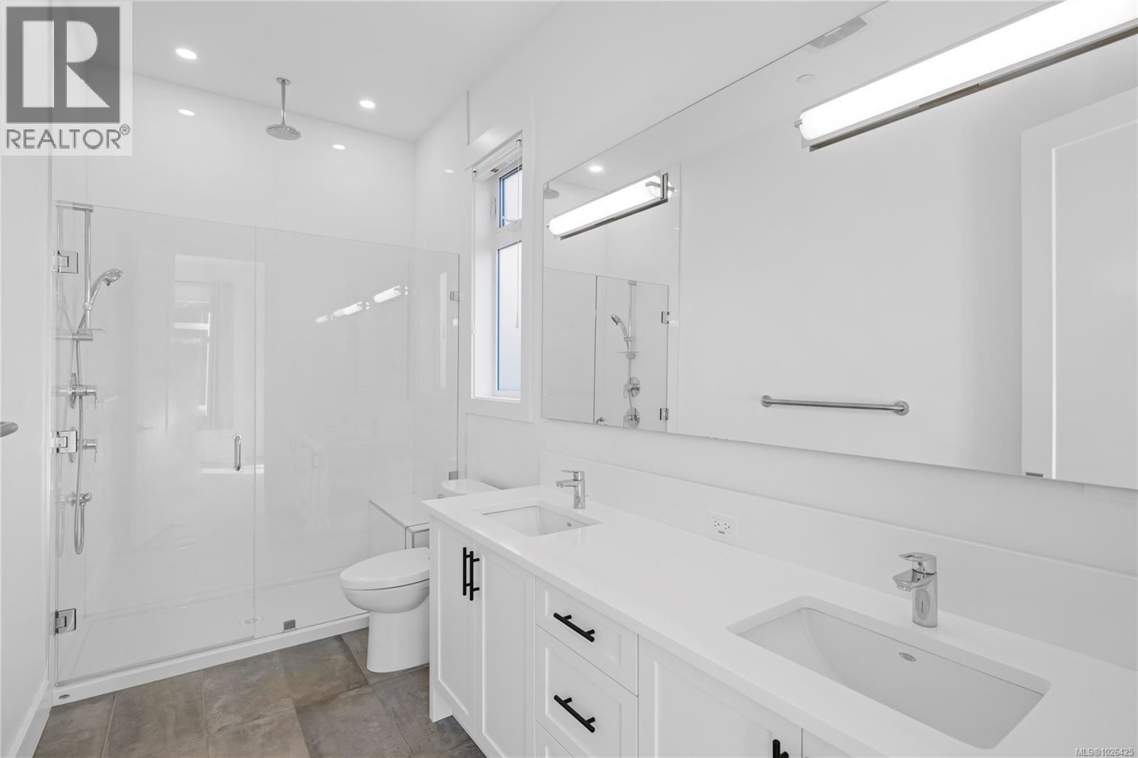 7 846 Ackerman Rd, Parksville