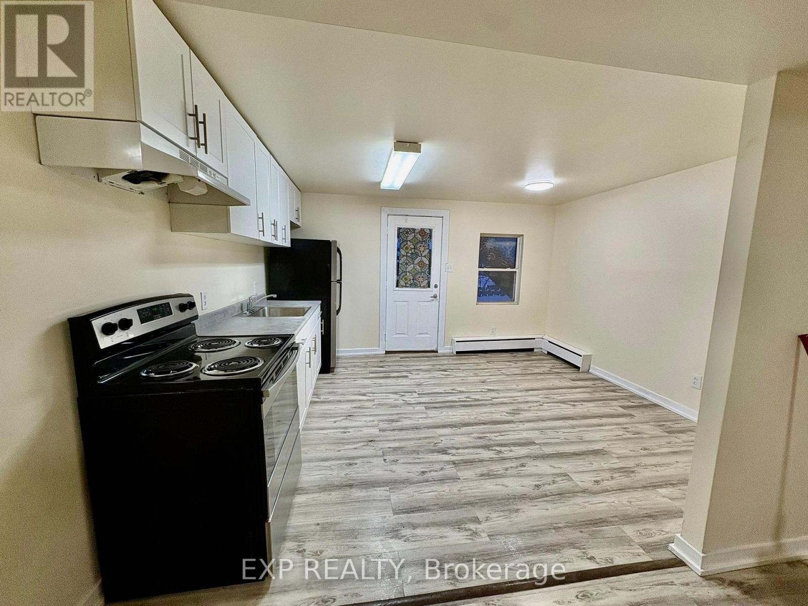 339 QUEEN STREET - 3