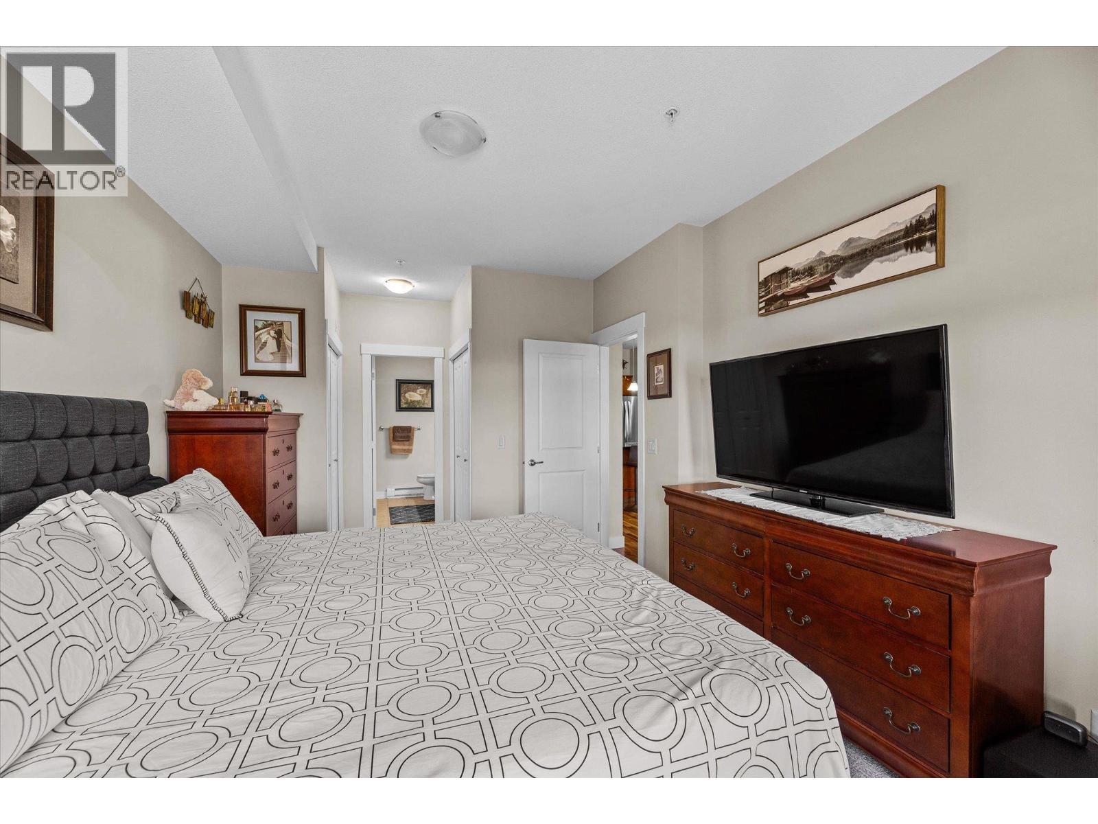 302 3545 Carrington Road, West Kelowna