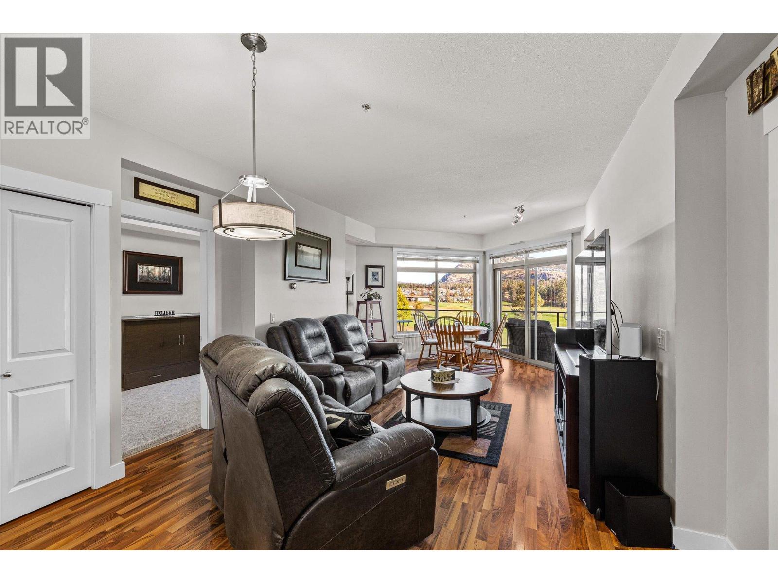 302 3545 Carrington Road, West Kelowna