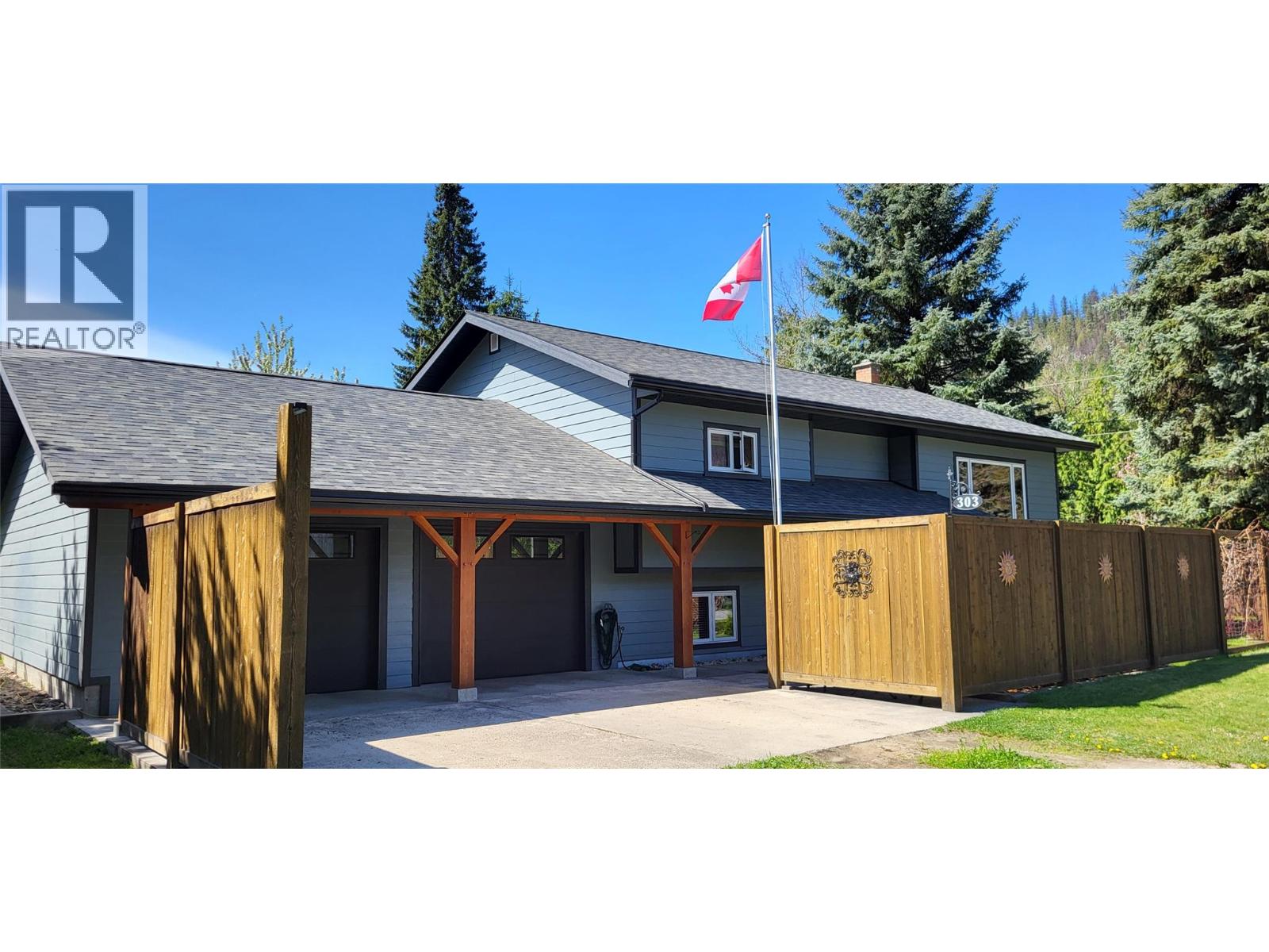 303 DELANY Avenue, Slocan