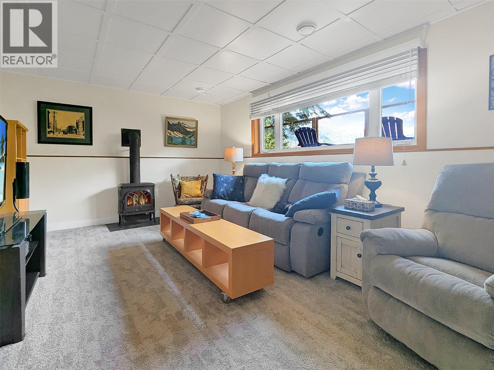 303 DELANY Avenue, Slocan