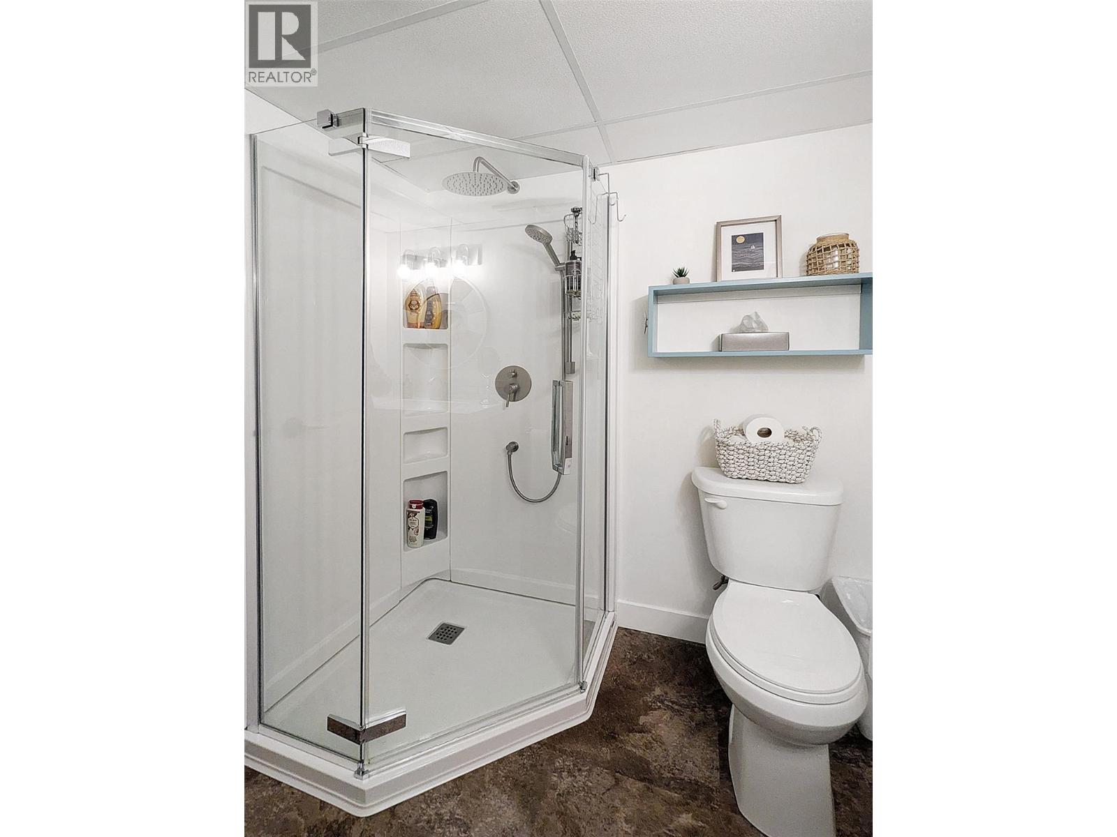 303 DELANY Avenue, Slocan