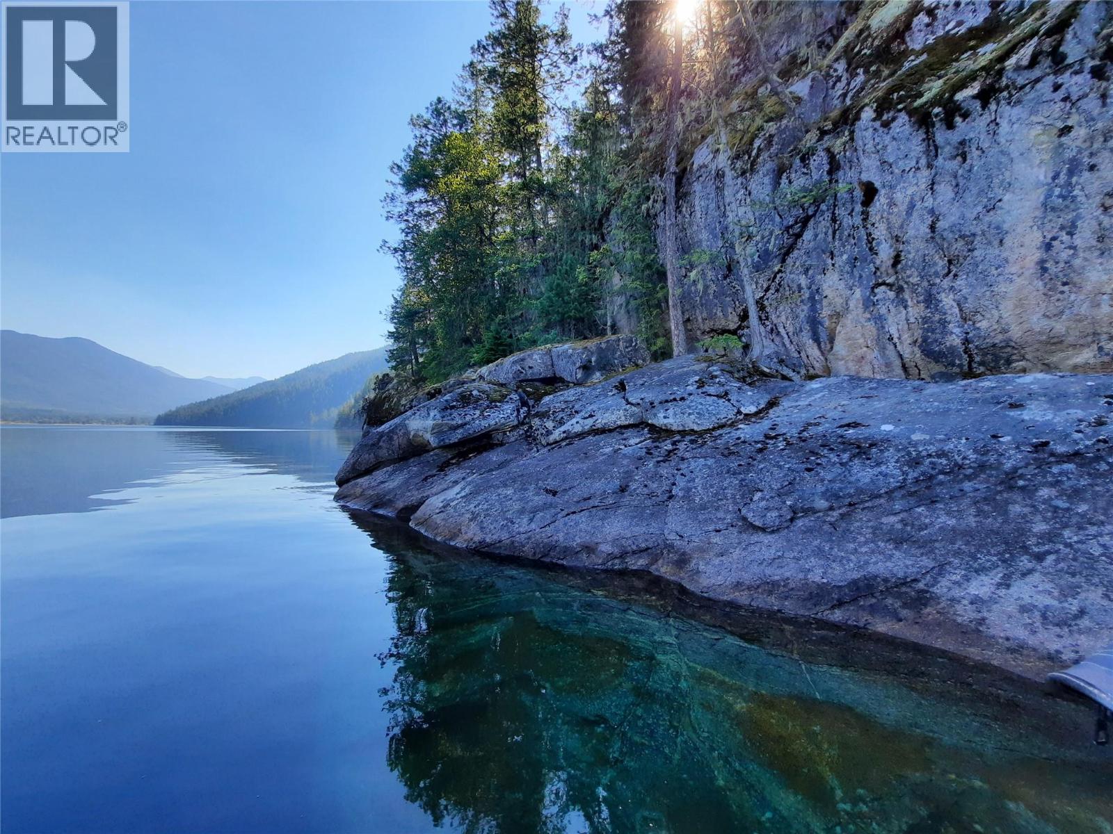 303 DELANY Avenue, Slocan