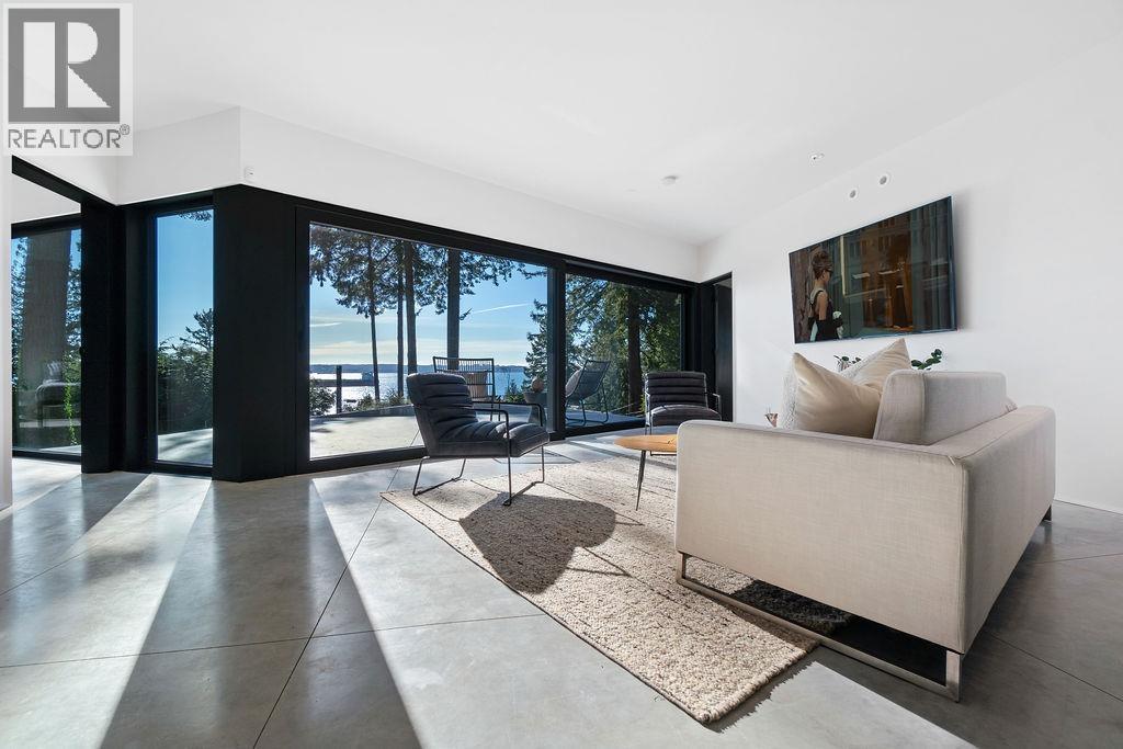 4166 ROSE CRESCENT, West Vancouver