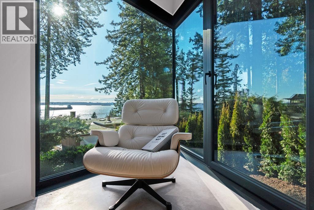 4166 ROSE CRESCENT, West Vancouver