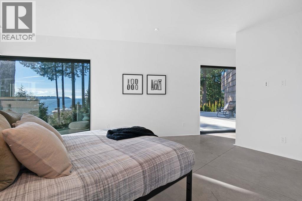 4166 ROSE CRESCENT, West Vancouver