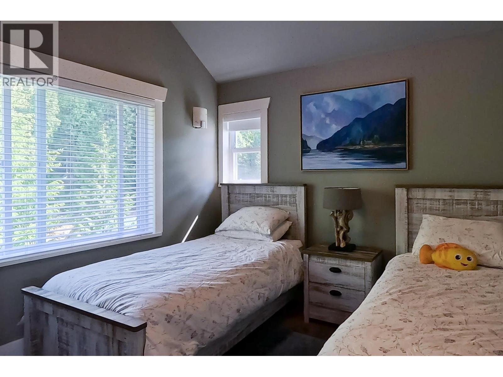 DL6129 NELSON ISLAND, Pender Harbour