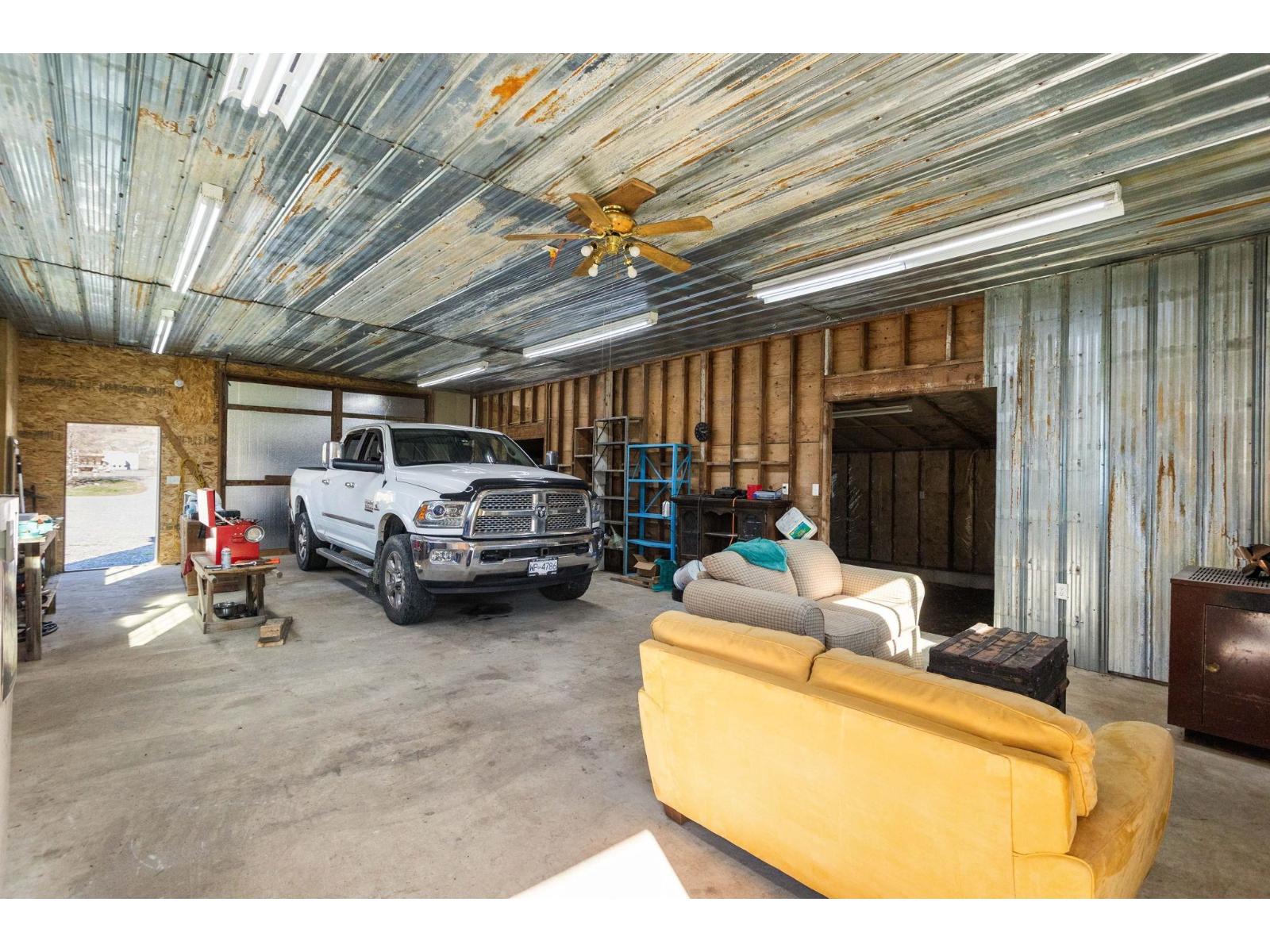 5260 MCCALLUM ROAD, Agassiz, Agassiz