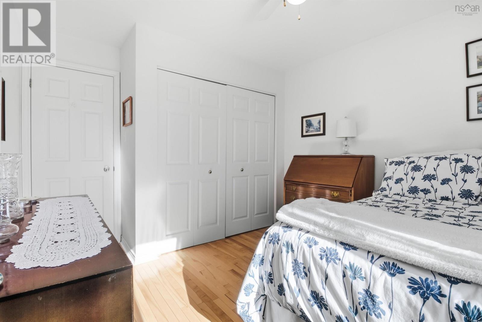 Property 21 of 40 of 76 Blue Thistle Road