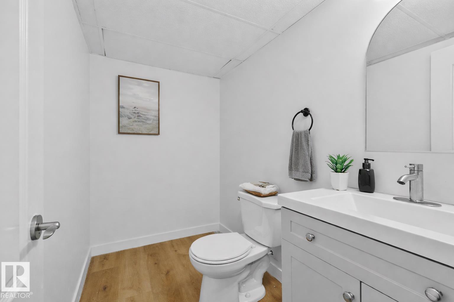 10651 68 Ave & 6711 107 ST AV NW, Edmonton