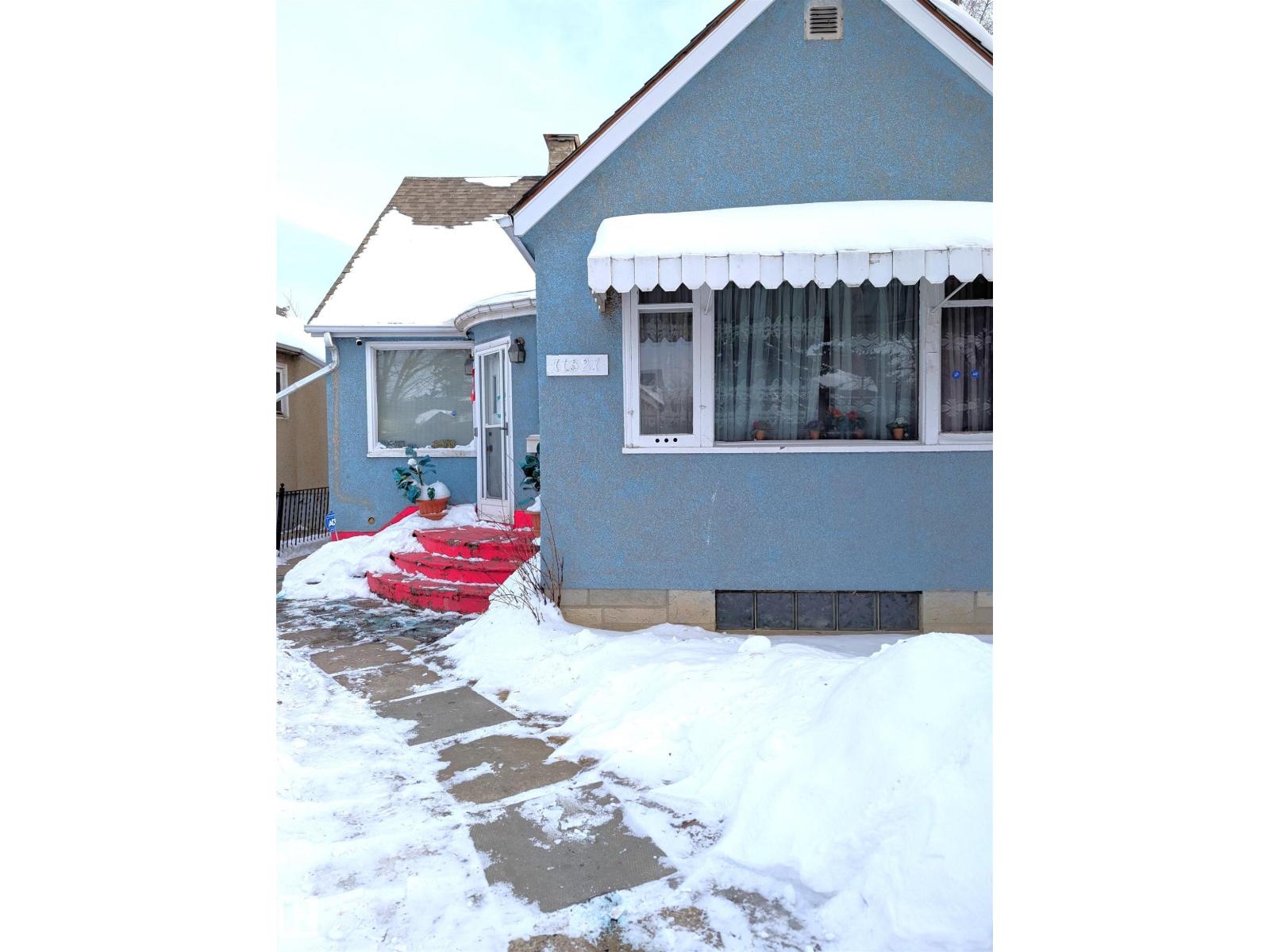 11321 101 ST NW - 1