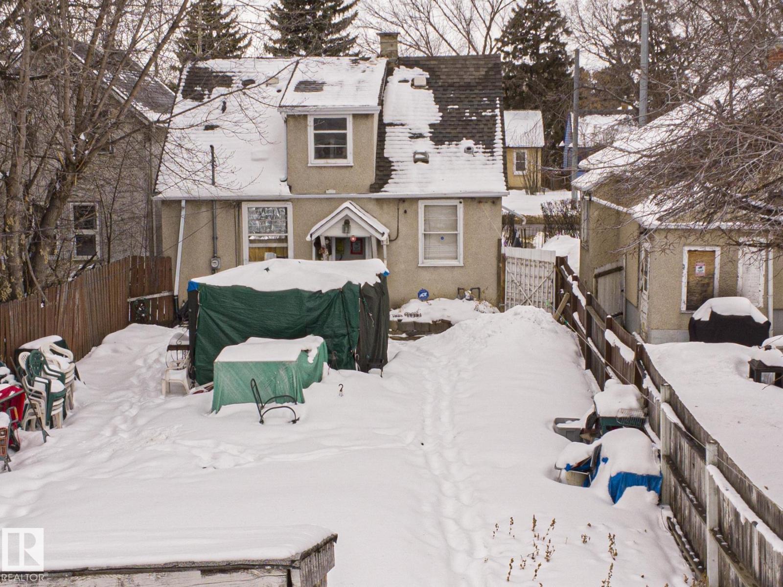11321 101 ST NW - 6