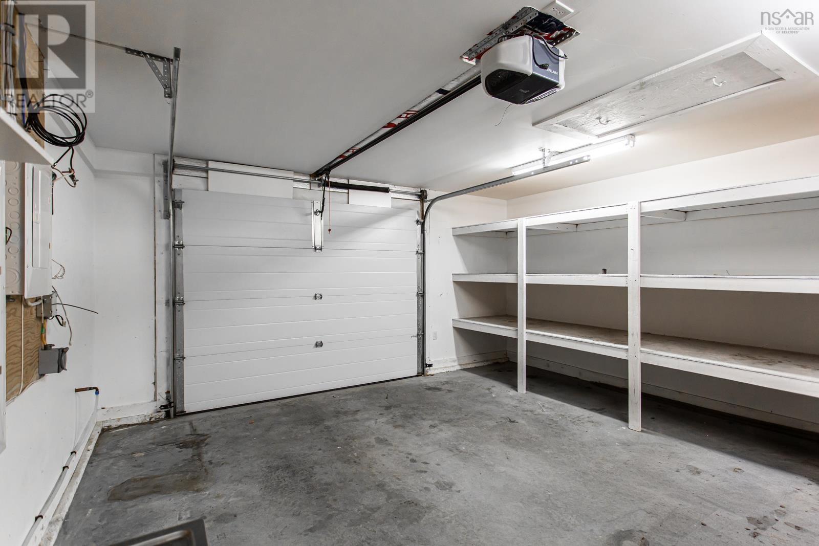 Property 12 of 19 of 25 Gates Avenue