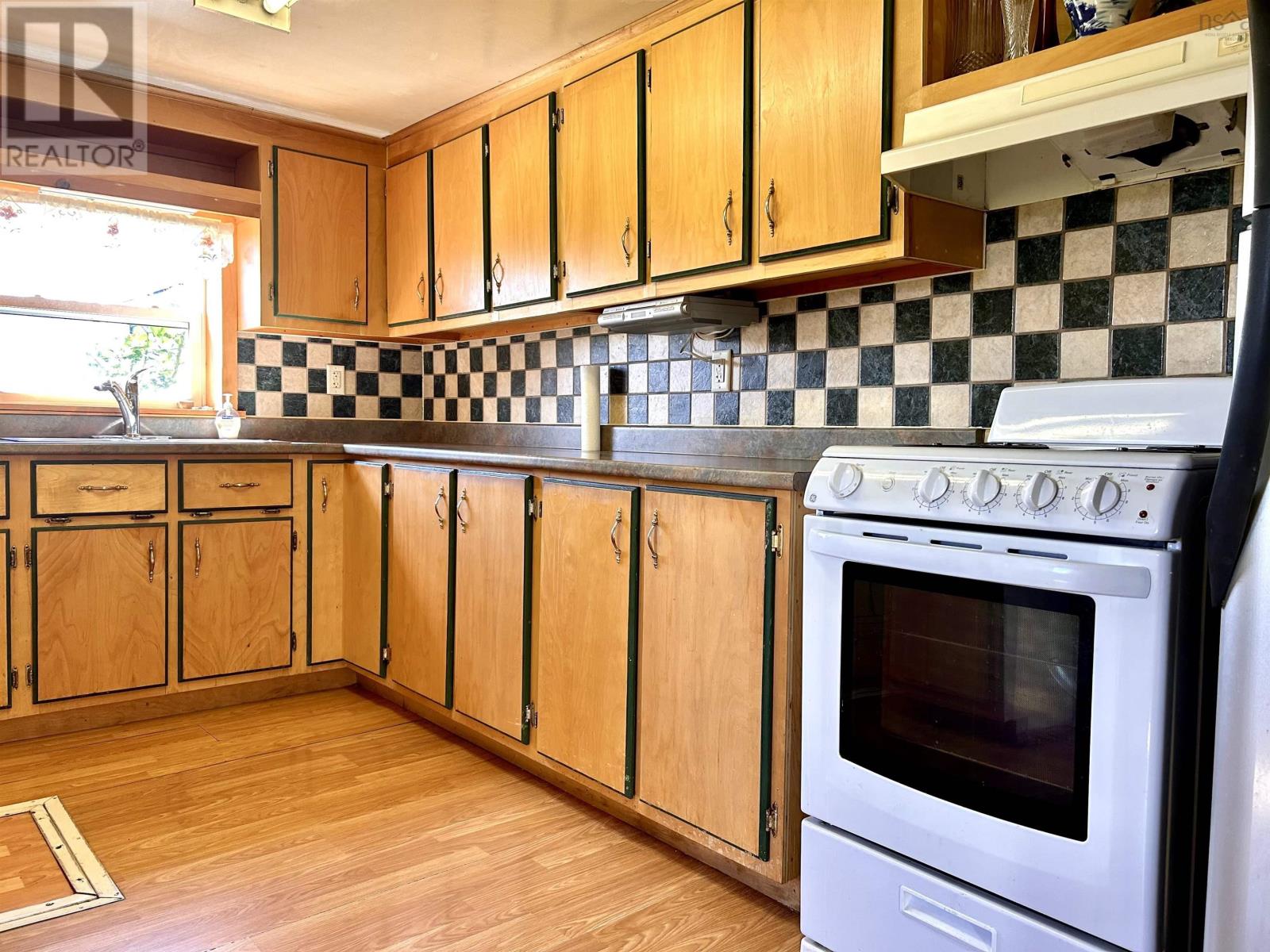 Property 21 of 46 of 578 Lower Cove Road