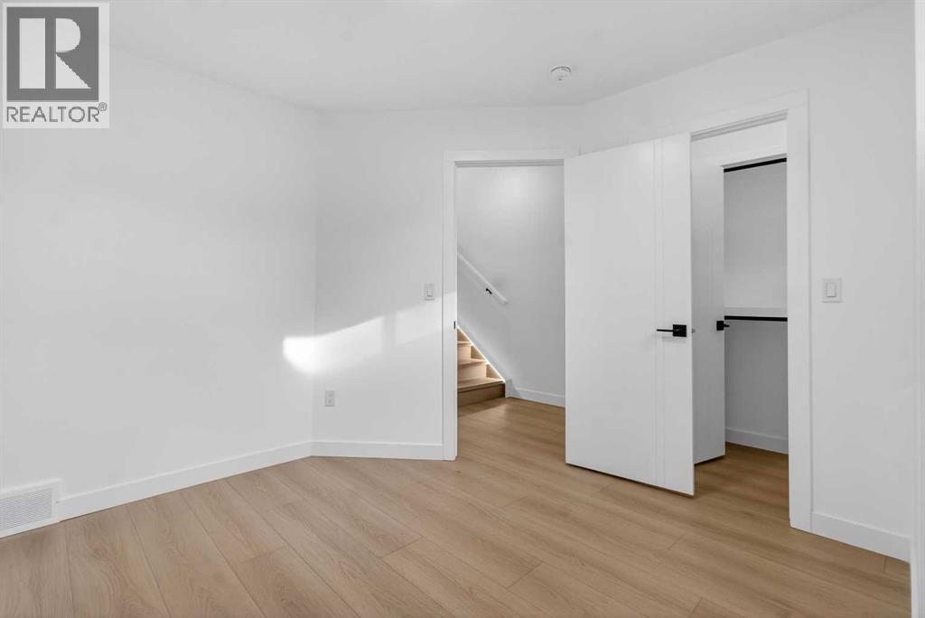 Single Family House for Sale in   Avenue SW Windsor Park Calgary 