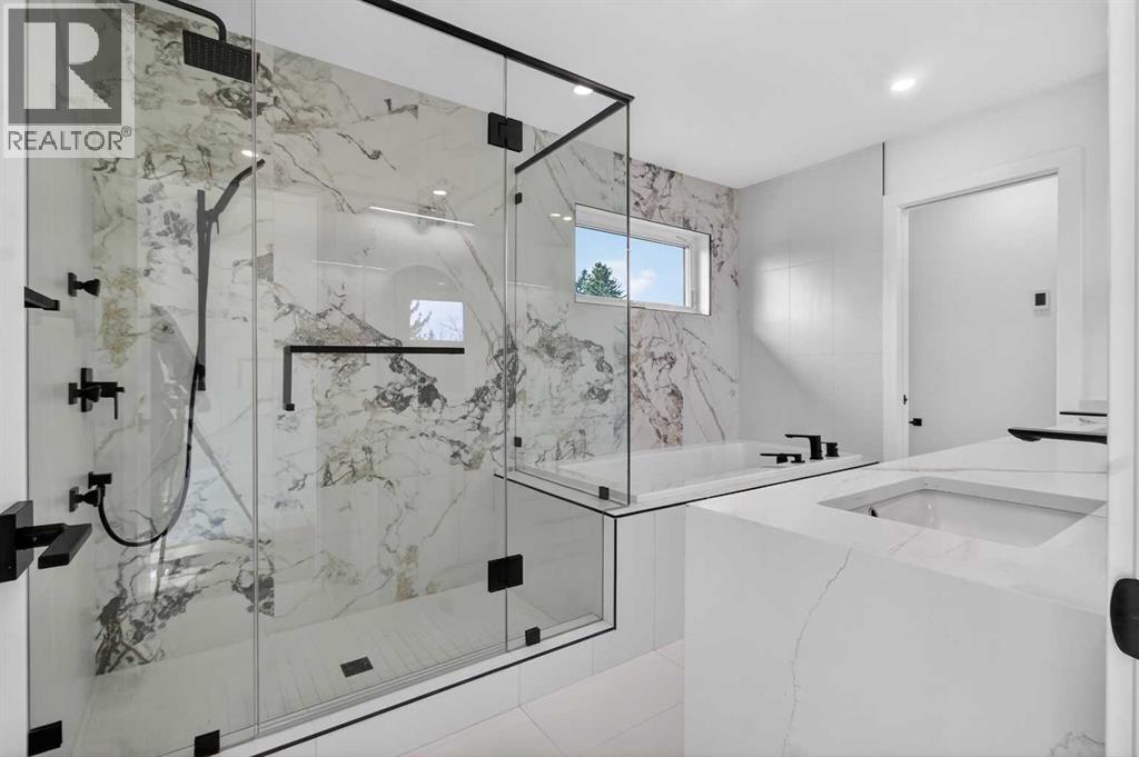 Single Family House for Sale in   Avenue SW Windsor Park Calgary 