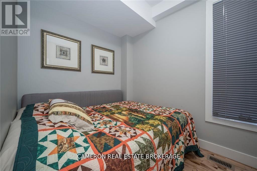 122 Sydney - 2nd bedroom
