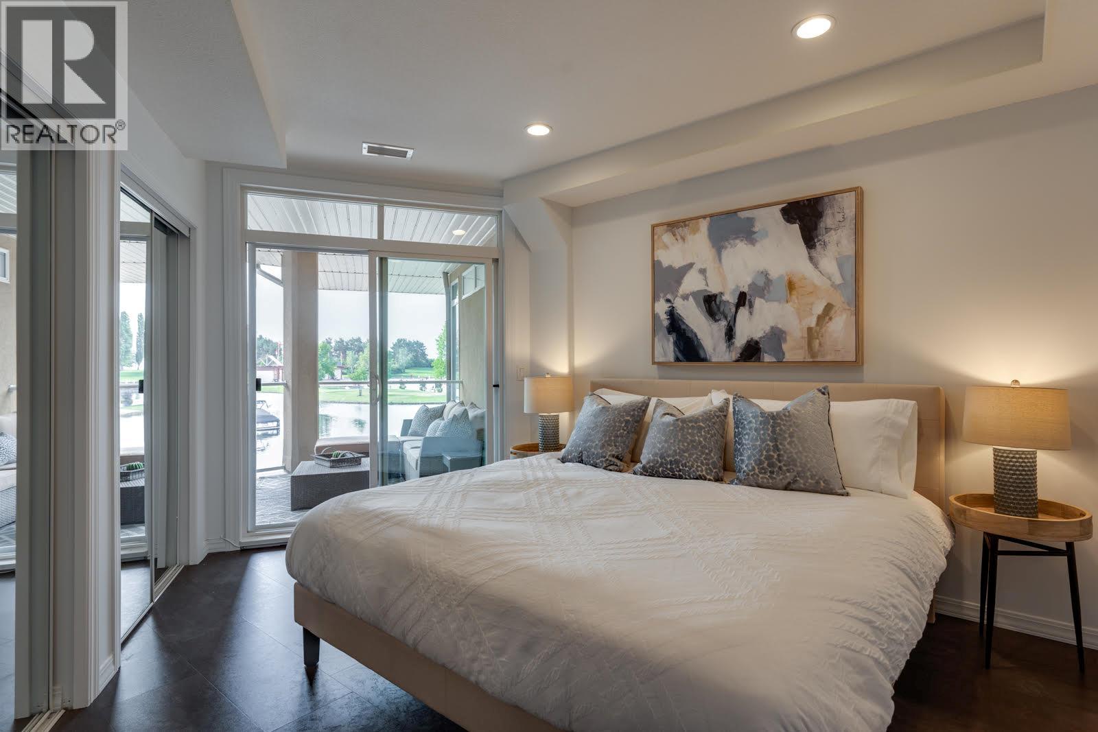 228 1088 Sunset Drive, Kelowna