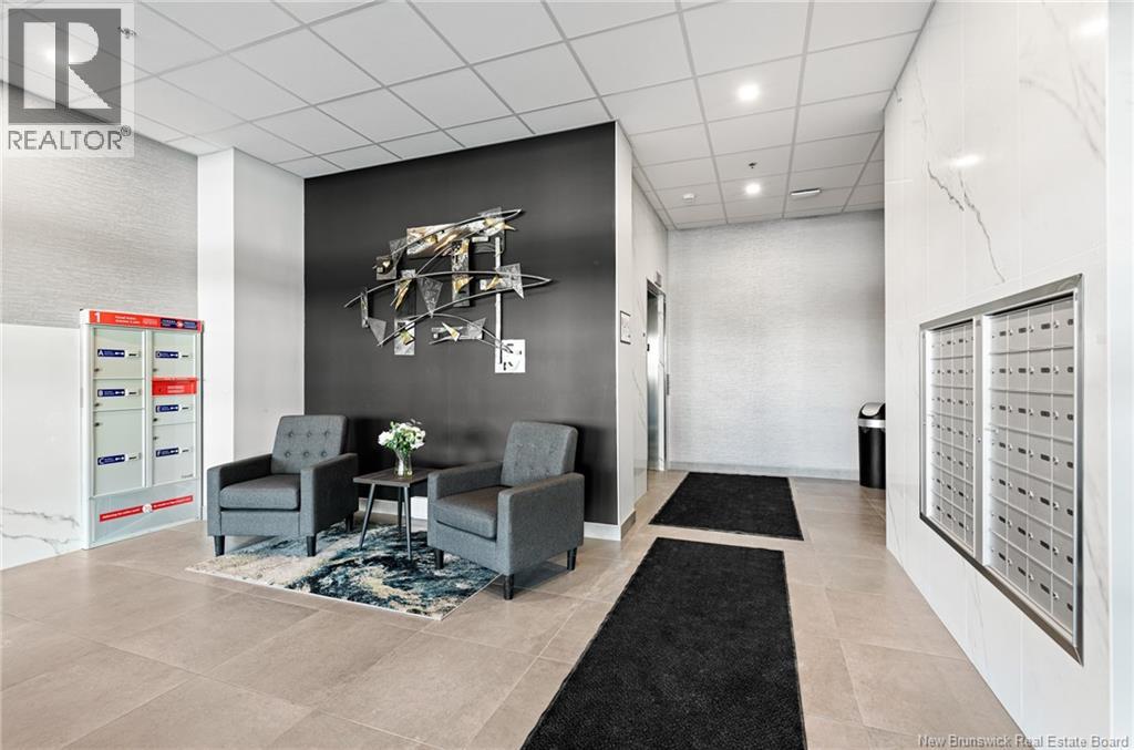 #702 55 Queen Street - 27
