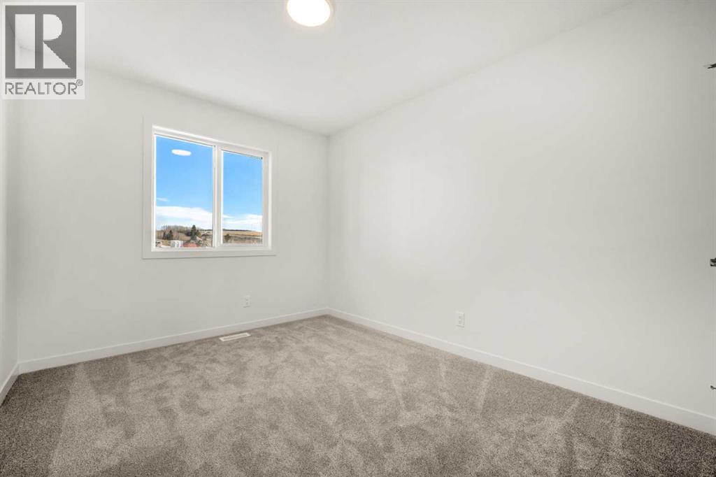 31 Heritage Heath, Cochrane